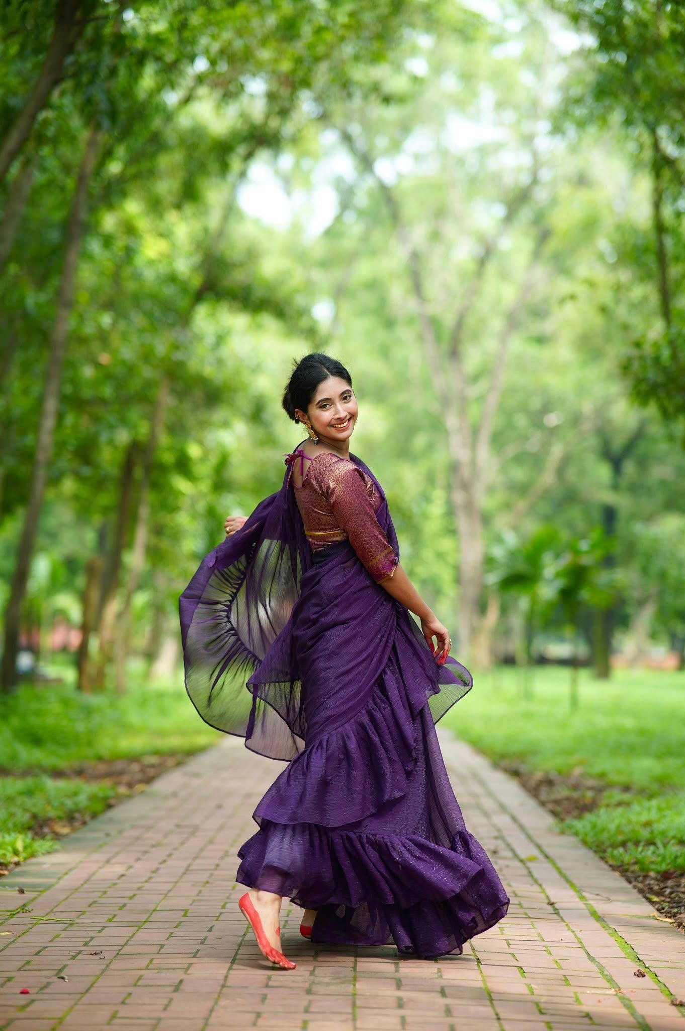 Deep Violet Color Butterfly Sharee 12 haat Geogette Fabric || Product Photo 2