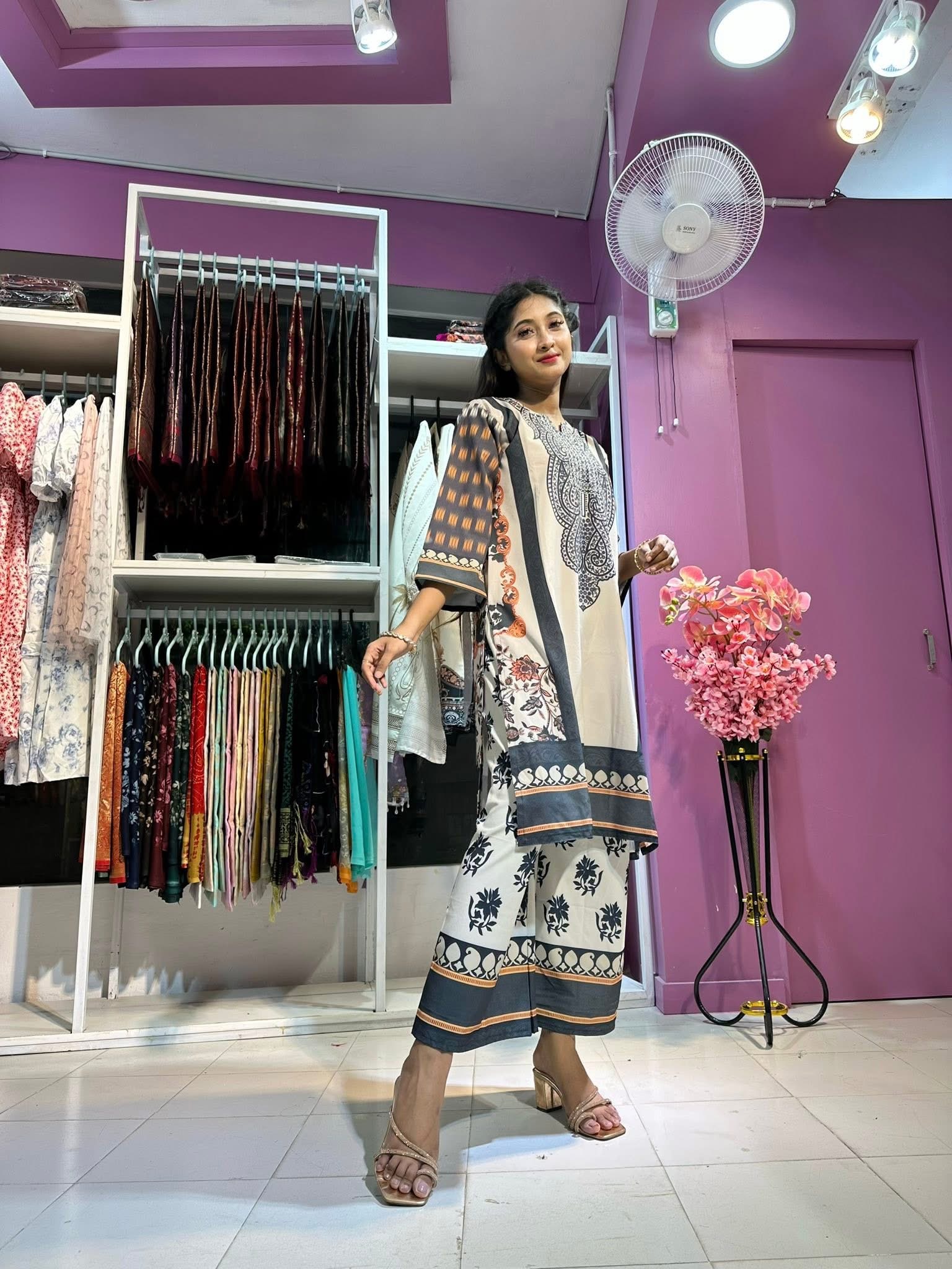 Off white ,black and matte orange colour combination Co-ord Set XL size || Product Photo 3