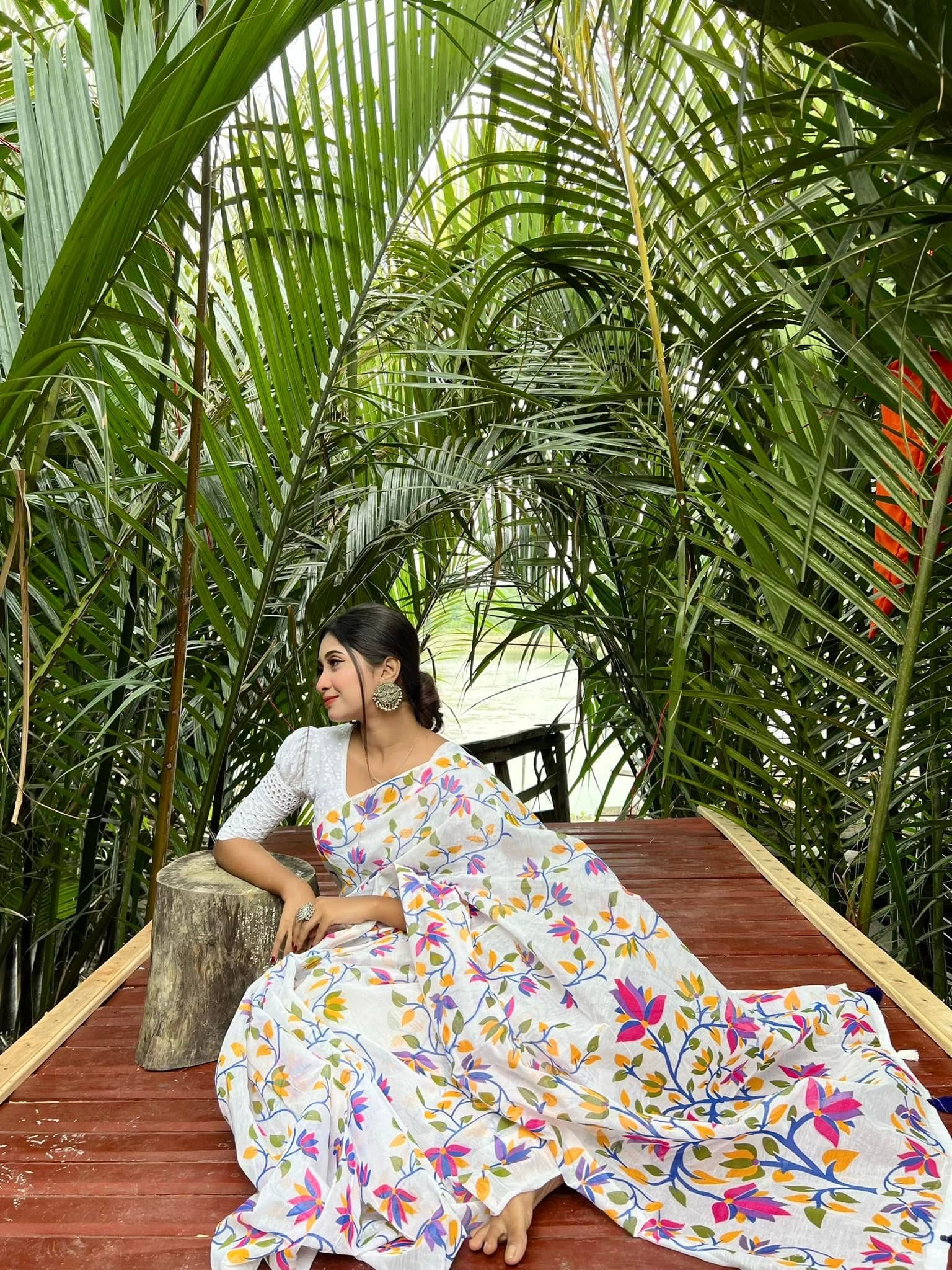 White Floral Half Silk Cotton Screen Print Sharee || Product Photo 1
